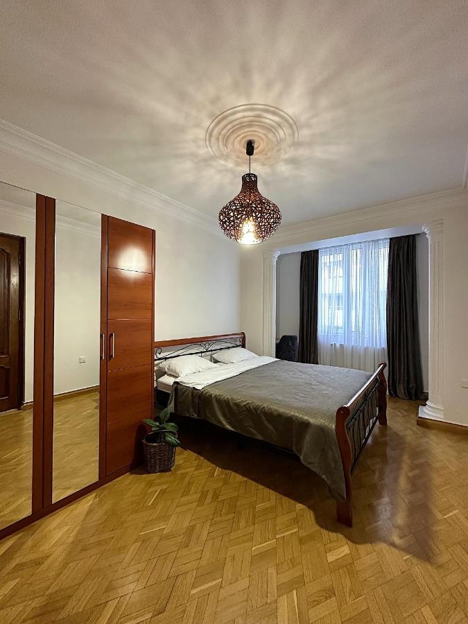 Apartment Batumi Bagian luar foto